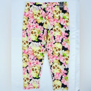 NWT NOBO Cropped Leggings w/ Floral Skull Design